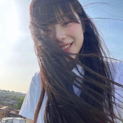 草裙诱春